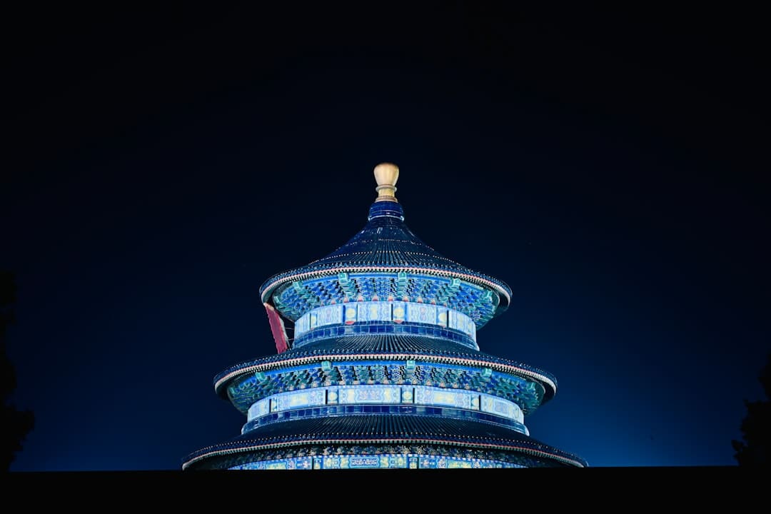 喜欢蹲着真的不是因为懒 或许是身体在偷偷 “自救”
